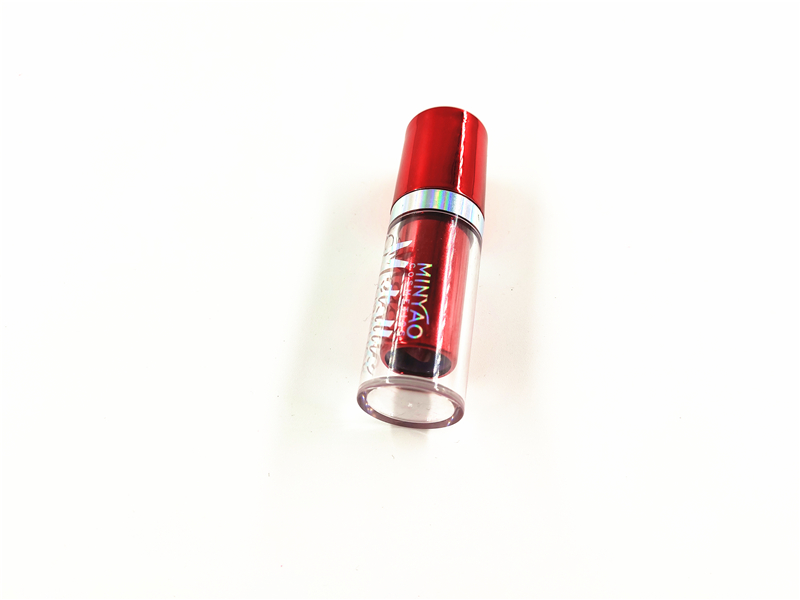 Monochrome lipstick